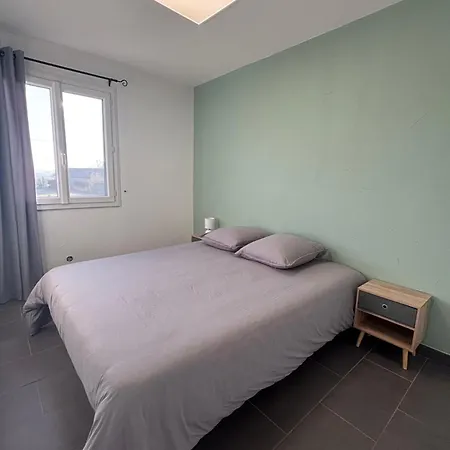 Maison 10 Personnes Avec Piscine Jacuzzi, Proche Du Pal Holiday home