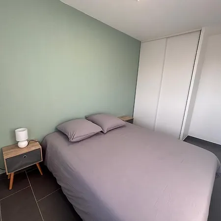 Holiday home Maison 10 Personnes Avec Piscine Jacuzzi, Proche Du Pal
